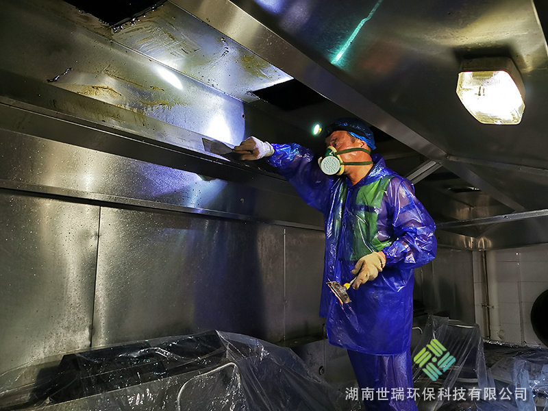 厨房抽排系统清洗 (2)